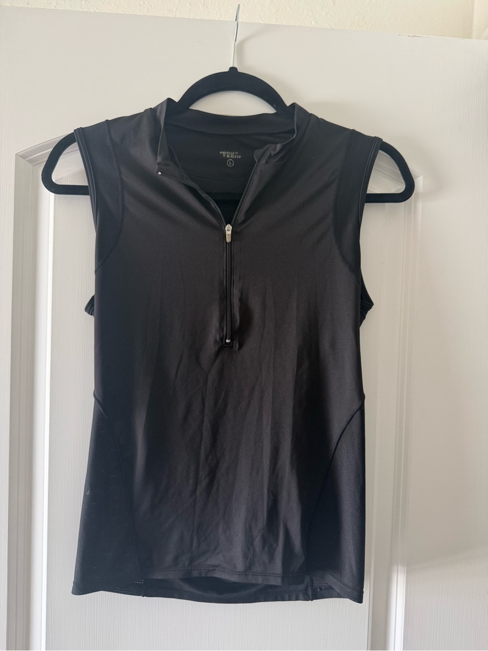 Women's Black Sleeveless Half-Zip Performance Tank Top